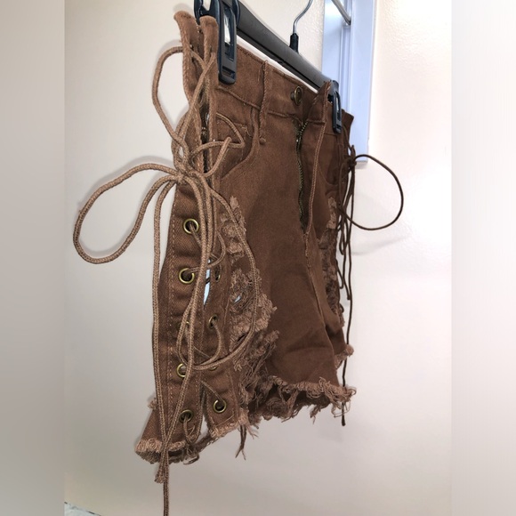 Y2K shorts, ripped brown denim shorts with ties on both sides - Picture 2 of 6